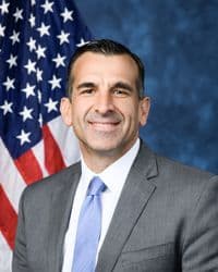 Official portrait of Sam Liccardo