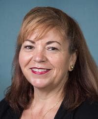 Official portrait of Linda Sánchez