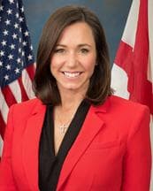 Official portrait of Katie Britt