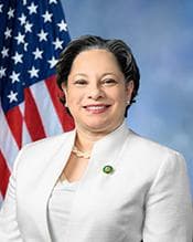 Official portrait of Jennifer McClellan